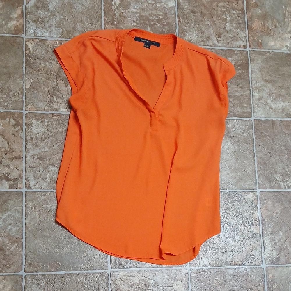Cynthia Steffe Vibrant Sleeveles Orange Blouse Size Medium